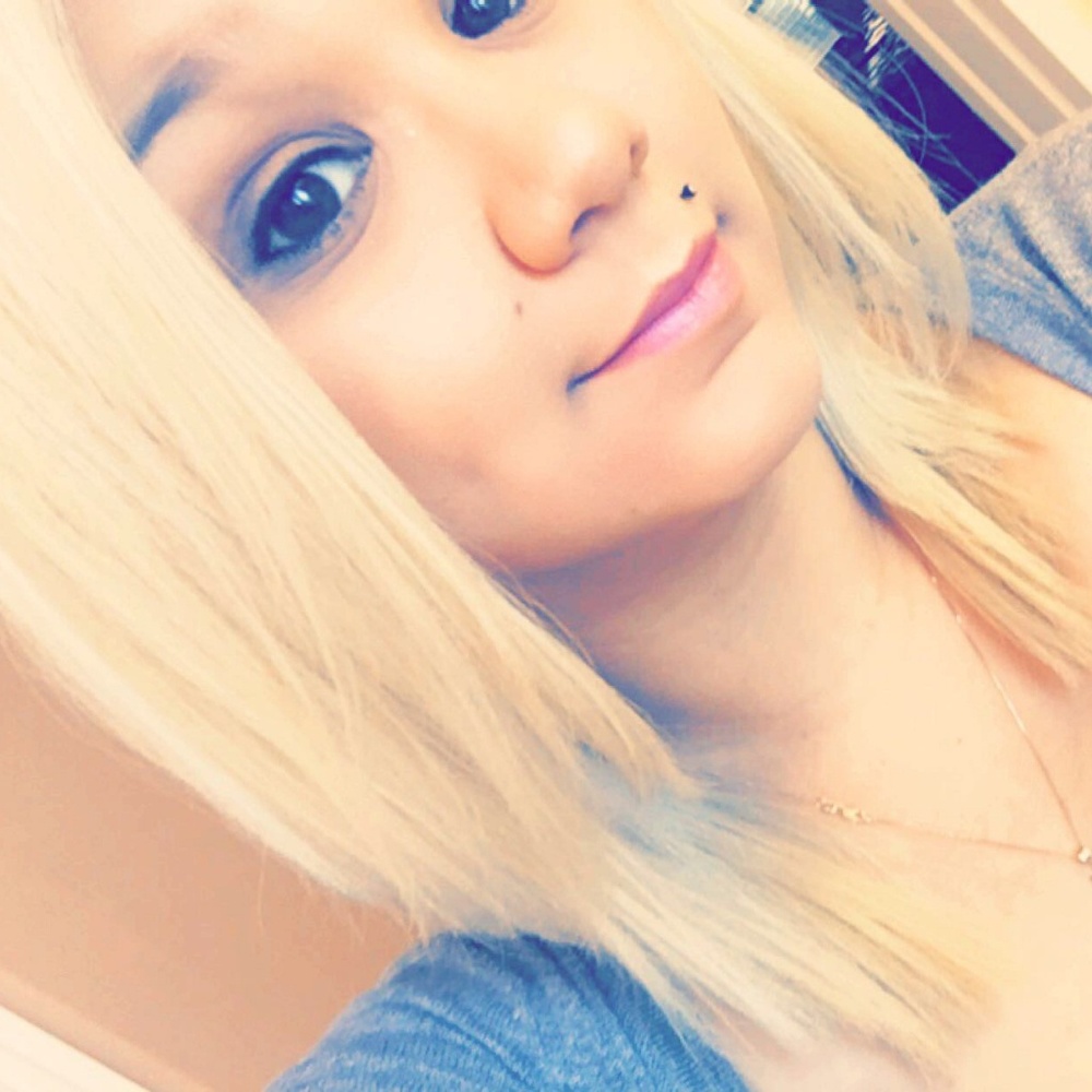 Meet your Posher, Jade